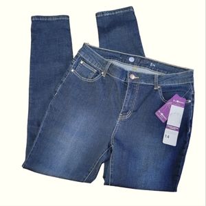 Women's size 14 Blueberry Denim slims, sculpts, flattens w Slim curve Technology